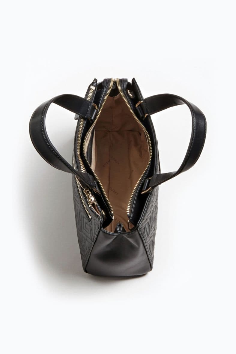 Guess Janay — vue 4