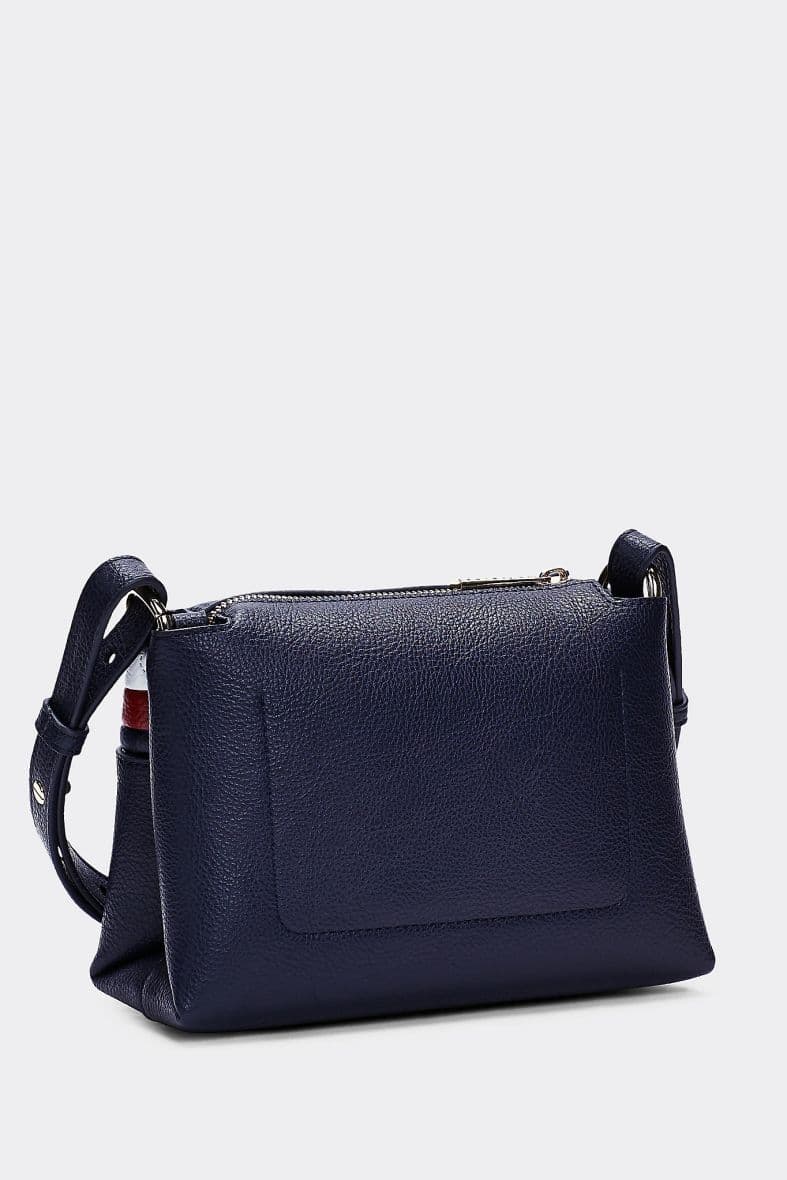 Tommy Hilfiger TH Core — vue 3