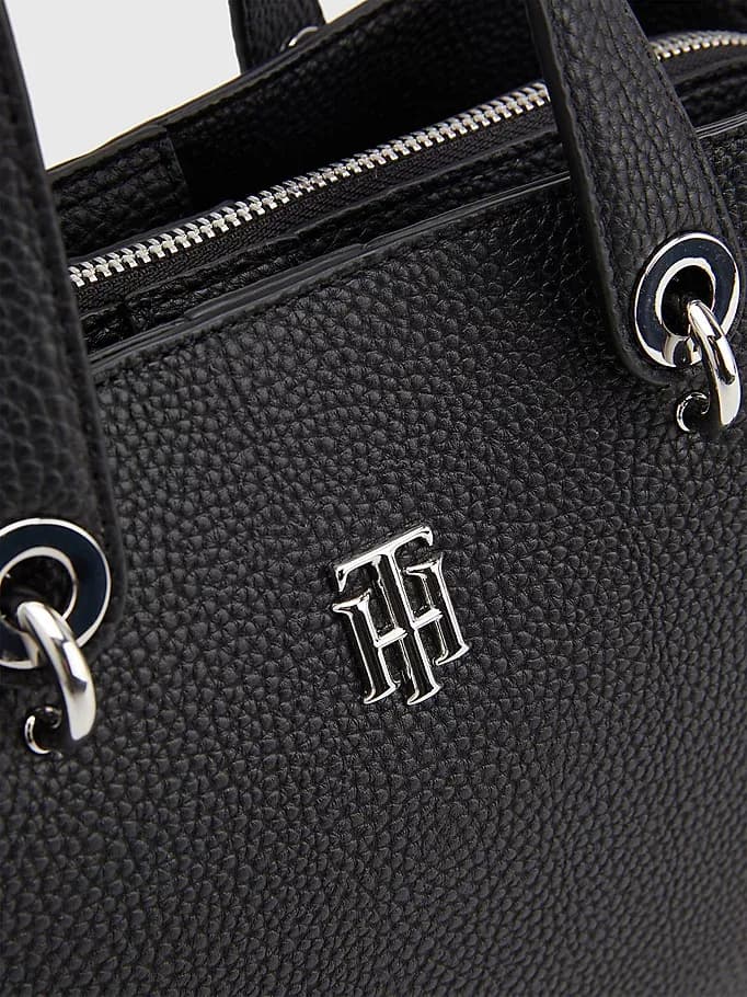 Tommy Hilfiger TH Element — vue 3