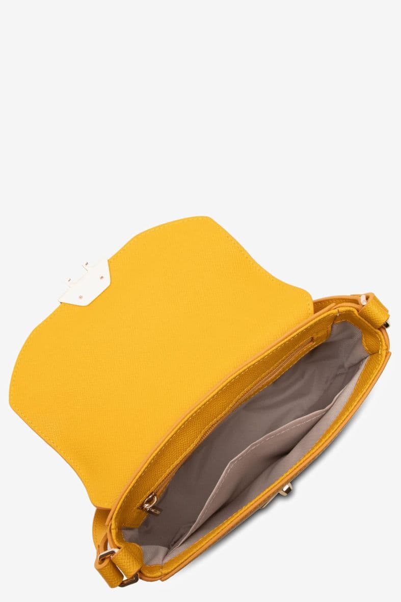 LANCASTER DELPHINO — vue 3