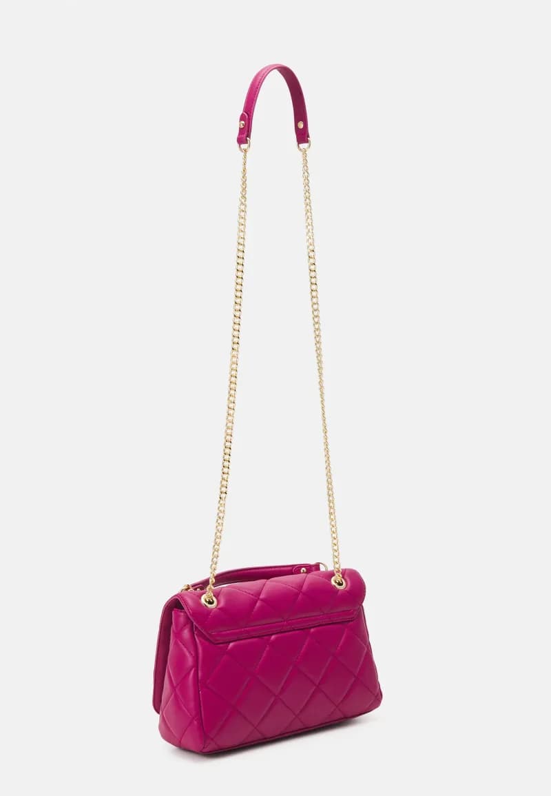 Valentino bags Ada — vue 3