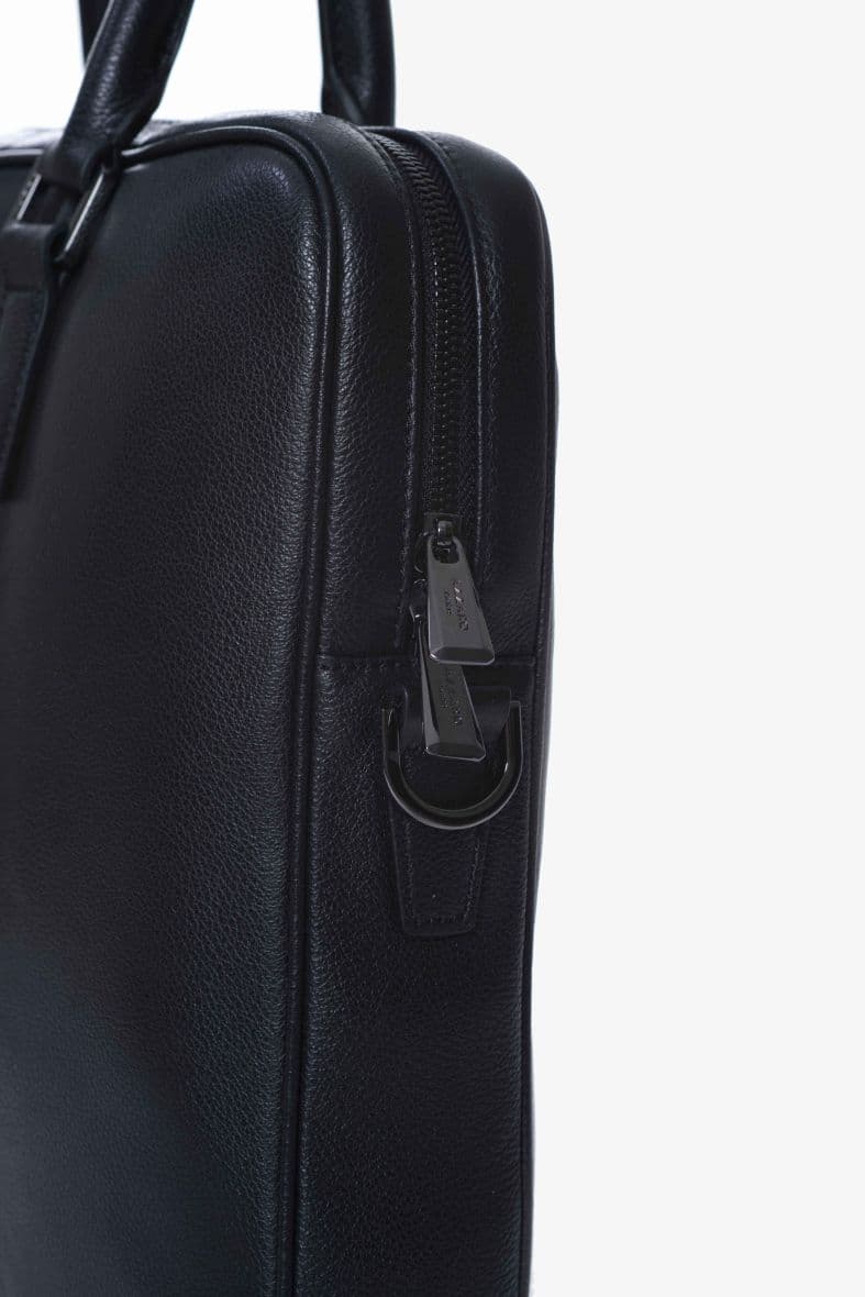Azzaro — vue 5