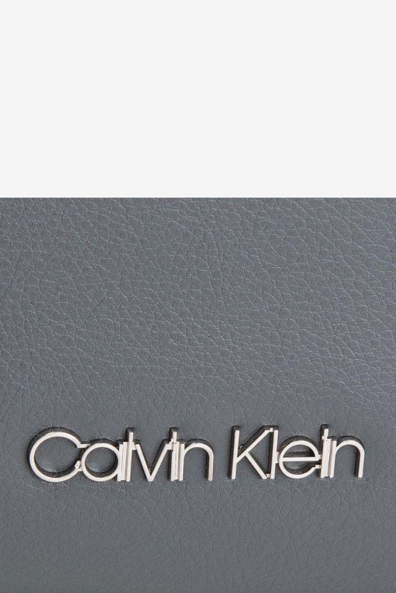 CALVIN KLEIN FRAME MED SHOPPER — vue 6