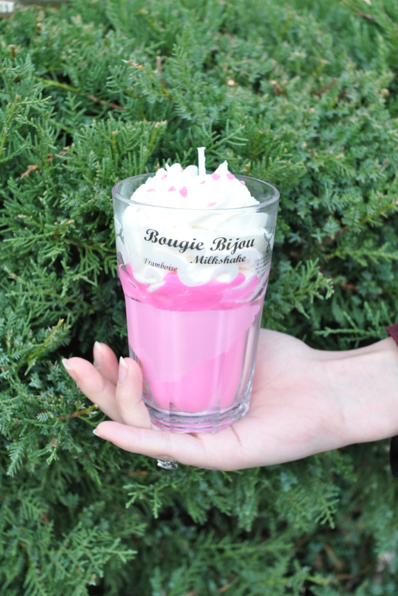 Peau d'âne Bougie Milkshake Strass Framboise