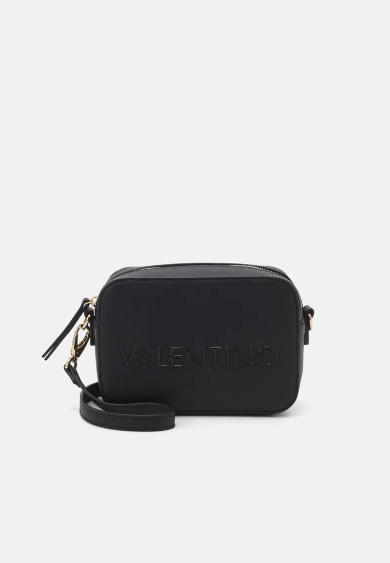 Valentino bags neasy re