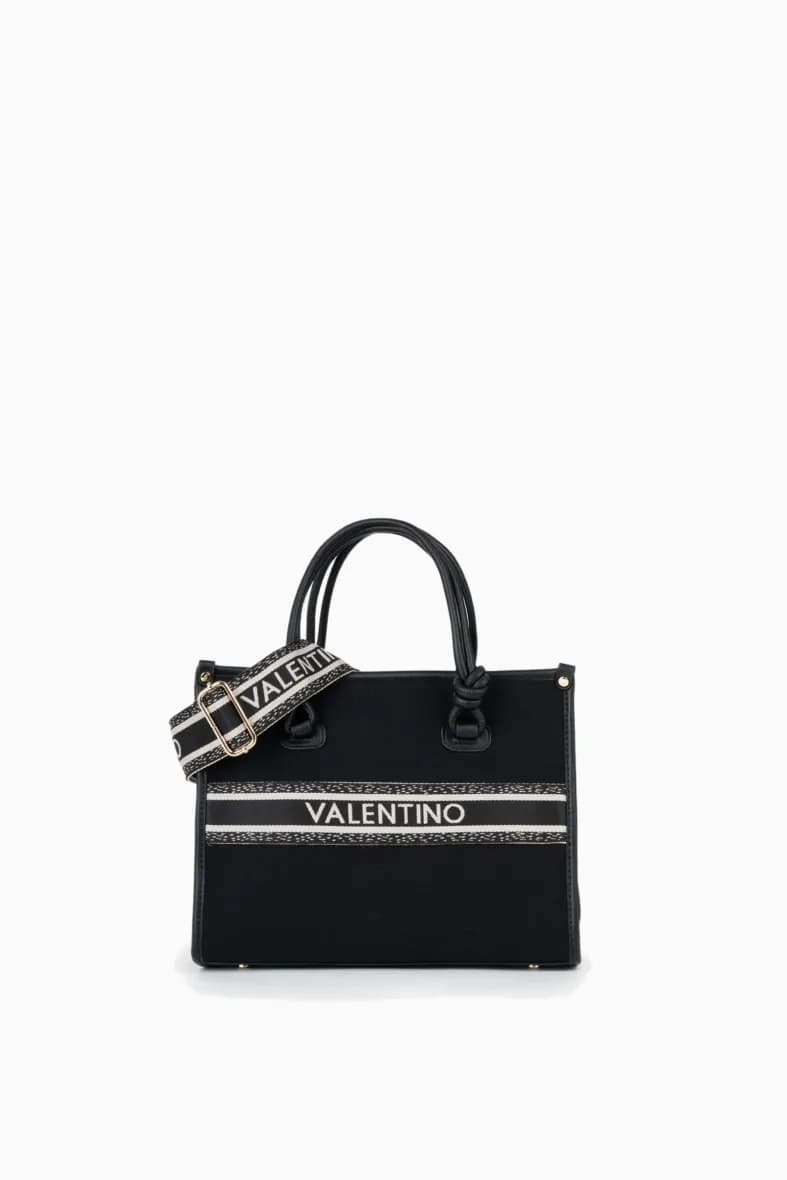 Valentino Winter Aella