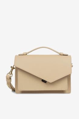 img-ltr-480-010-a-beige
