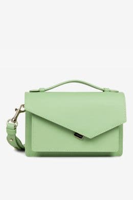 img-ltr-480-010-a-green